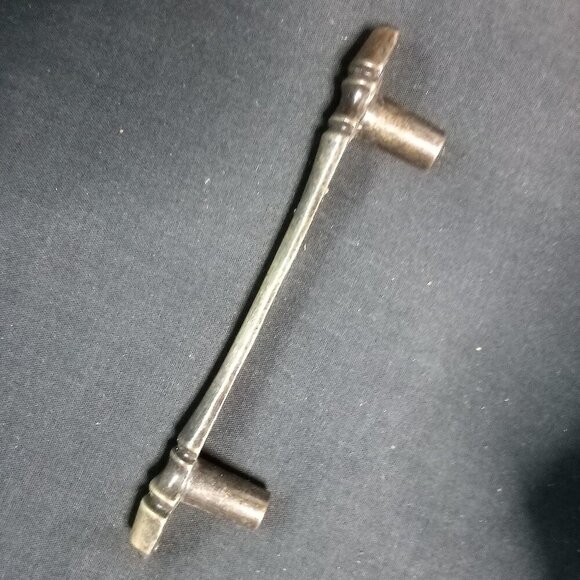 Vintage 70s MCM National Lock Decorator Hardware Antique Brass Drawer Pulls (20) - Picture 5 of 6